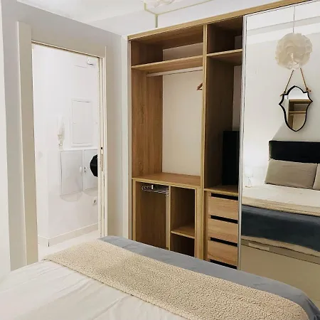 Apartment Charming Colon By Sharingco Granada