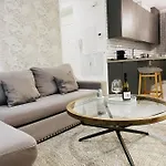 Charming Colon By Sharingco غرناطة